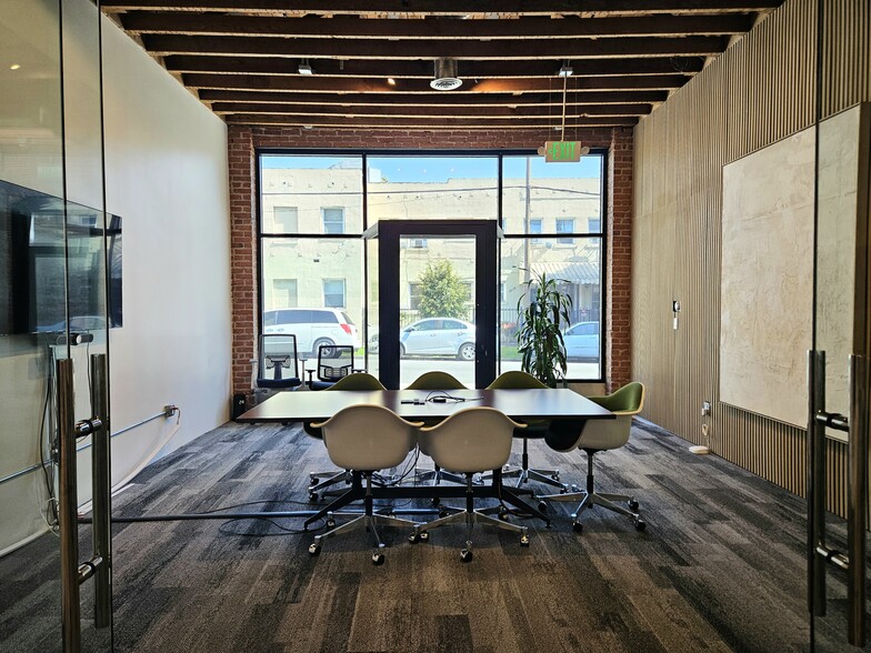 1005 N Madison Ave, Los Angeles, CA for lease - Interior Photo - Image 3 of 21