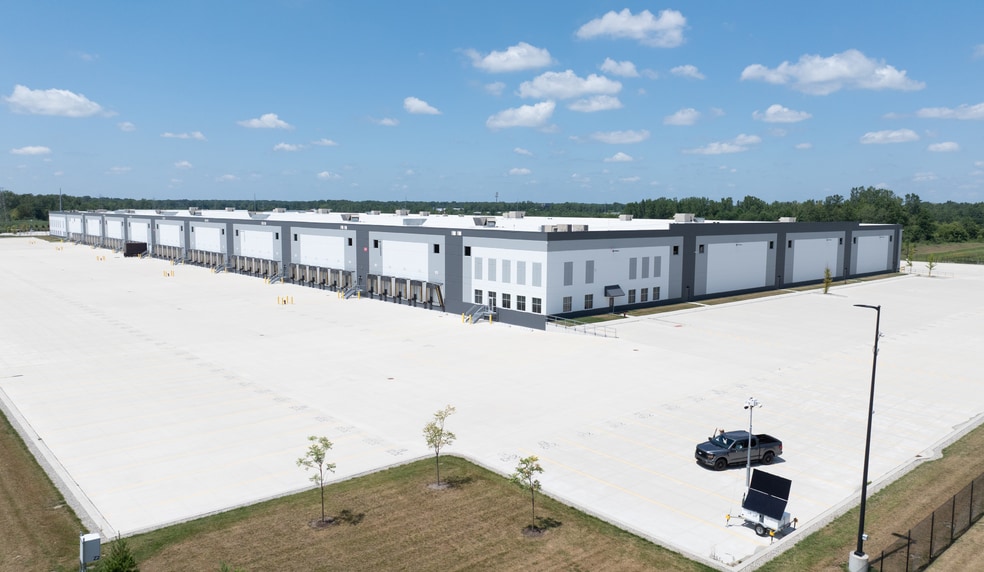 17991 Wahrman Rd, New Boston, MI for lease - Building Photo - Image 1 of 7