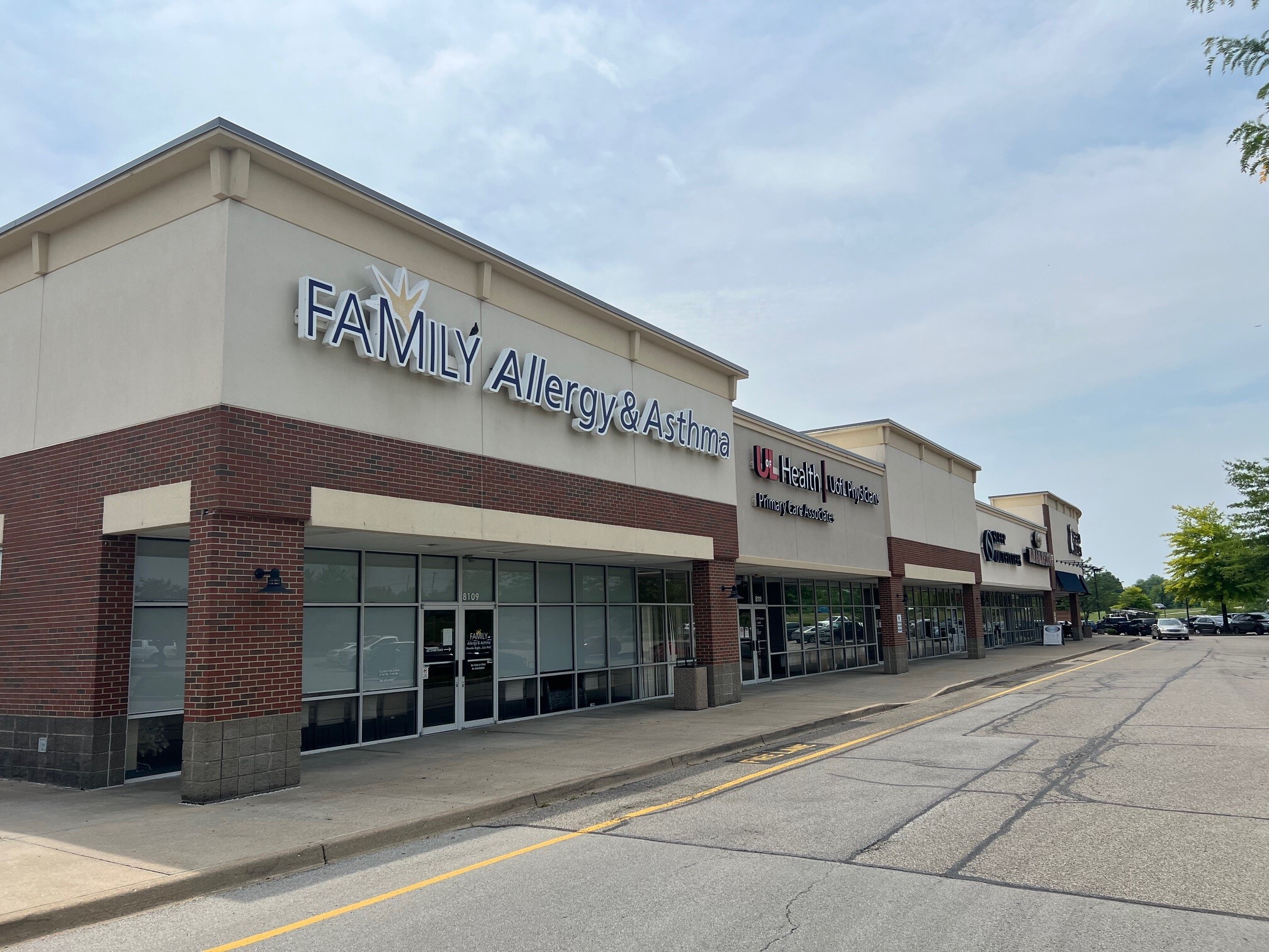 8101-8141 Bardstown Rd, Louisville, KY for lease Building Photo- Image 1 of 9