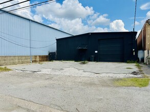 5705 Armour Dr, Houston, TX for lease Building Photo- Image 1 of 1