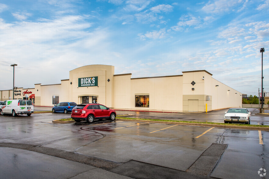 3000 NW 59th St, Oklahoma City, OK for lease - Building Photo - Image 1 of 8