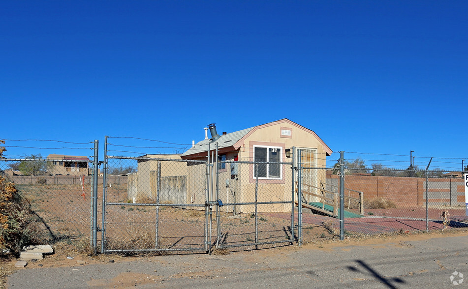 136 N Unser Blvd NE, Rio Rancho, NM for sale - Primary Photo - Image 1 of 1