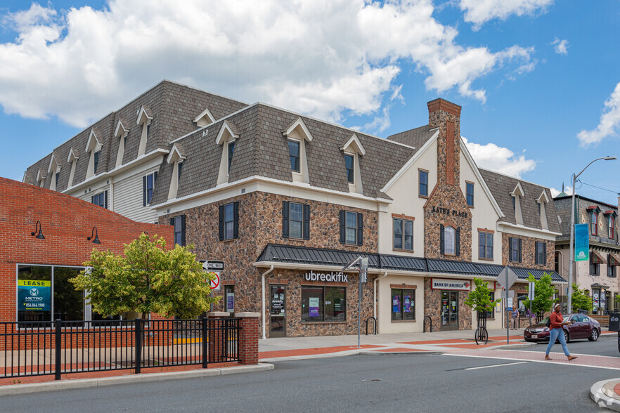 144 E Main St, Newark, DE for sale - Primary Photo - Image 1 of 1