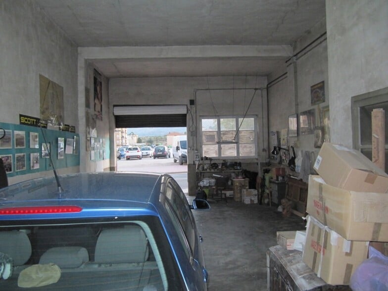 Retail in Alicante, Alicante for sale - Building Photo - Image 2 of 3