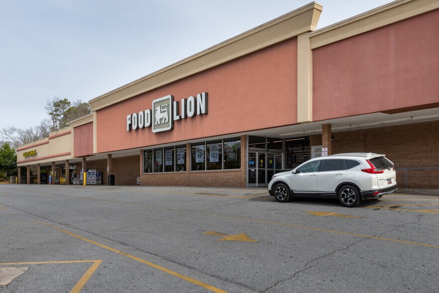 1401-1405 E Frederick St, Gaffney, SC for sale - Building Photo - Image 1 of 1