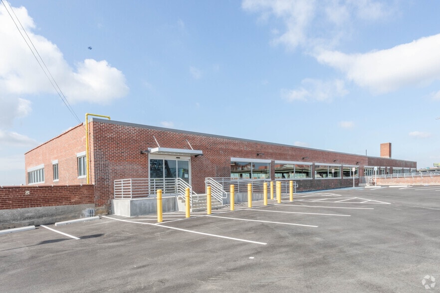 1080 Leggett Ave, Bronx, NY for sale - Primary Photo - Image 1 of 1