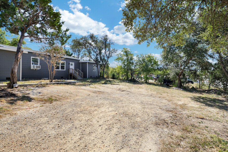 1016 E Borgfeld Dr, San Antonio, TX for sale - Building Photo - Image 3 of 39