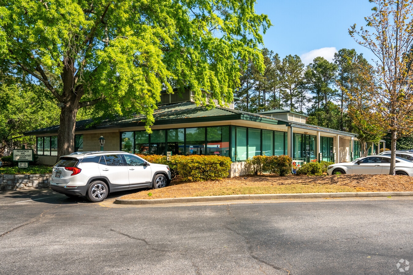 2155 Post Oak Tritt Rd, Marietta, GA 30062