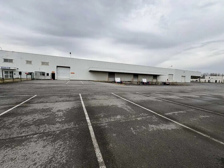 Office in Agnetz for lease - Building Photo - Image 2 of 3