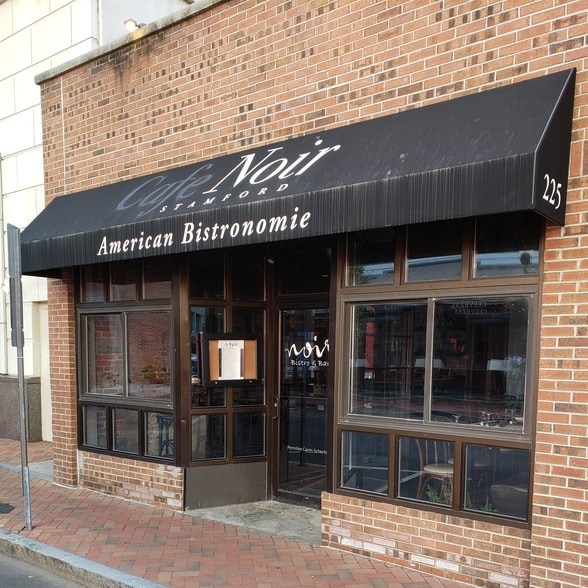 225-227 Summer St, Stamford, CT for lease - Building Photo - Image 3 of 6