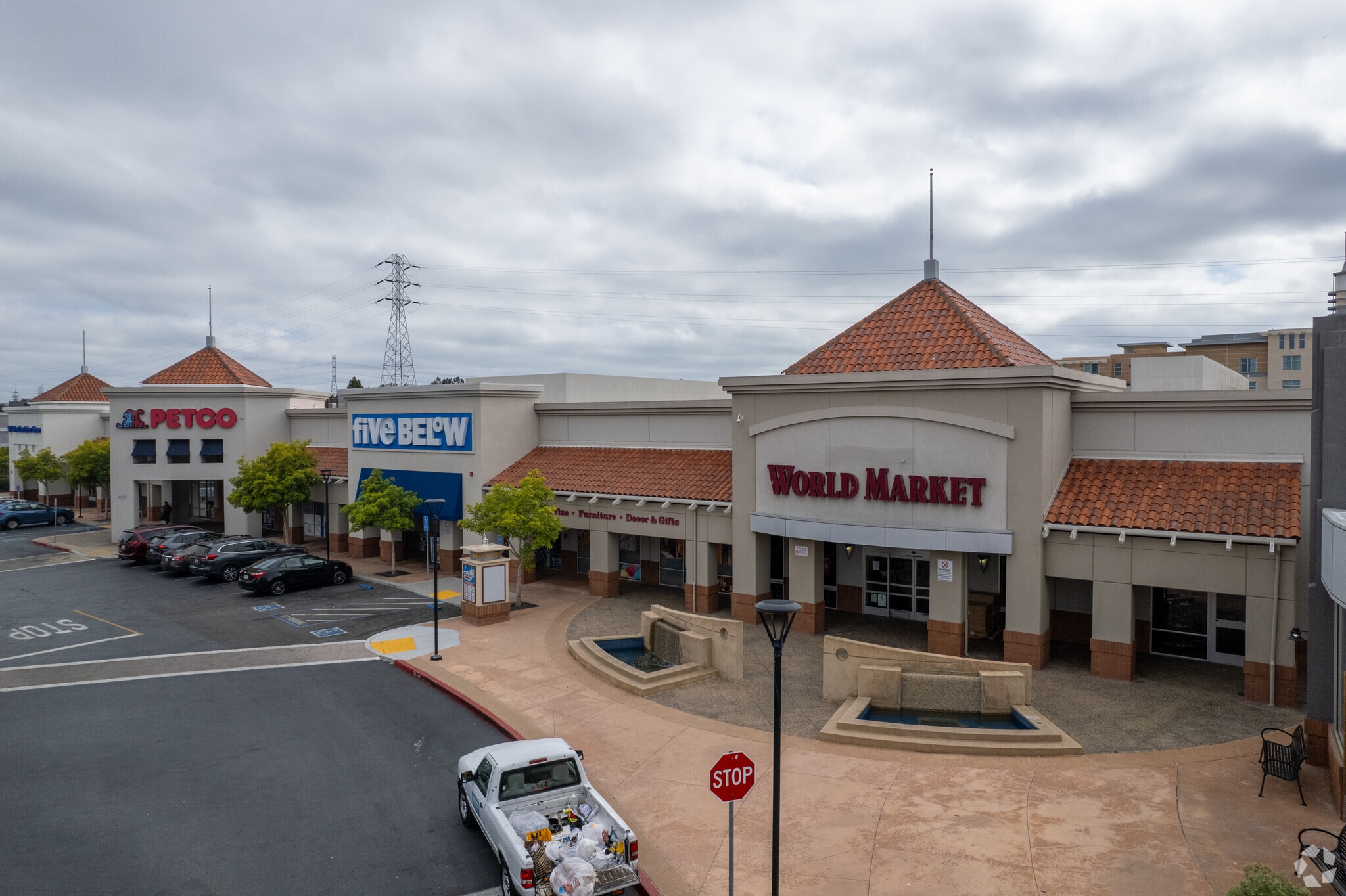 2290-3020 Bridgepointe Pky, San Mateo, CA for lease Primary Photo- Image 1 of 10