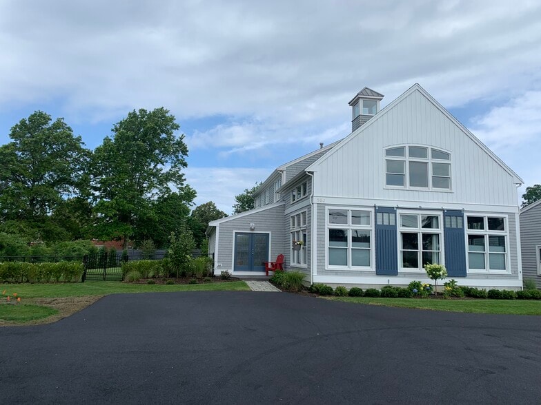 156 Teaticket Hwy, Falmouth, MA for sale - Building Photo - Image 2 of 44