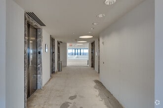 2100 E Lake Cook Rd, Buffalo Grove, IL for lease Interior Photo- Image 1 of 7