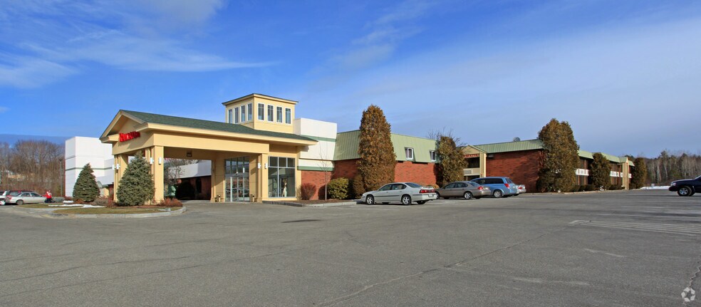 490 Pleasant St, Lewiston, ME for sale - Primary Photo - Image 1 of 1