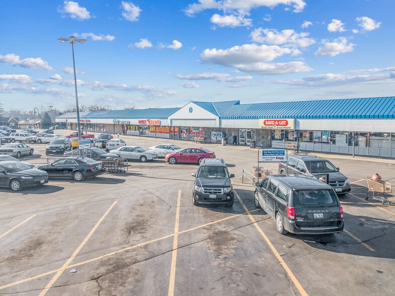 3300-3332 Chicago Rd, South Chicago Heights, IL for sale - Primary Photo - Image 1 of 17