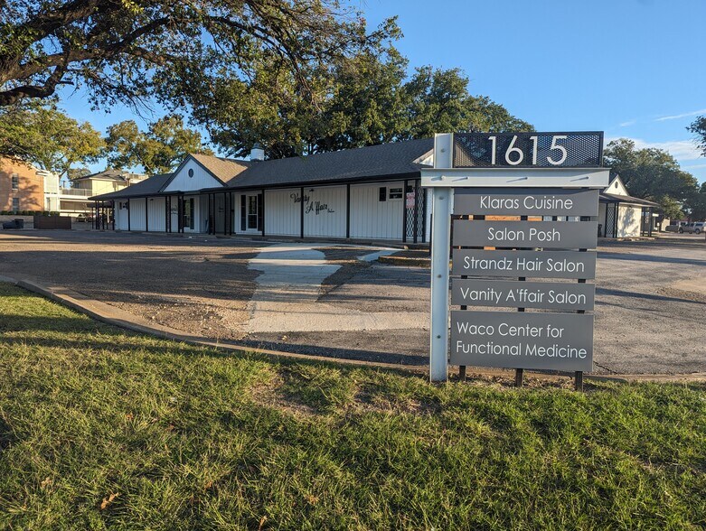 1615 Wooded Acres, Waco, TX 76710