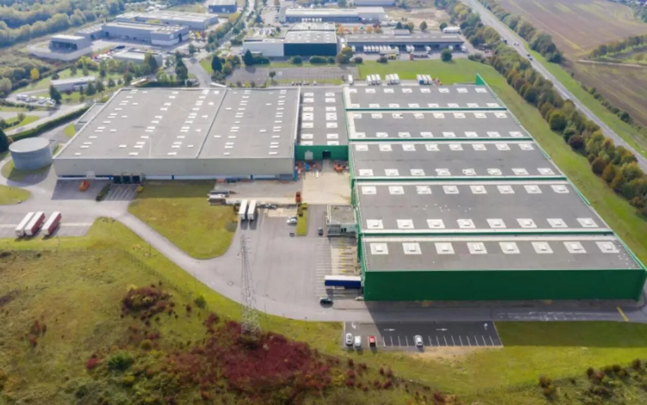 Industrial in Villeneuve-Saint-Germain for lease Building Photo- Image 1 of 9