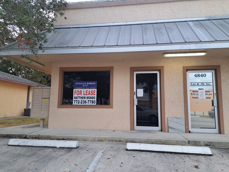 4820-4842 S US Highway 1, Fort Pierce, FL for lease - Building Photo - Image 1 of 1