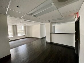 233 A St, San Diego, CA for sale Interior Photo- Image 2 of 5