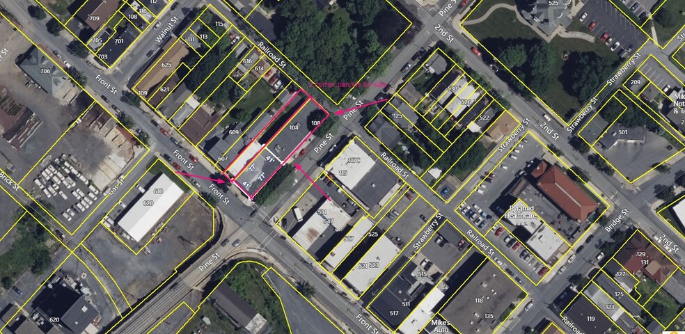 102 Pine St, Catasauqua, PA for sale - Building Photo - Image 1 of 17