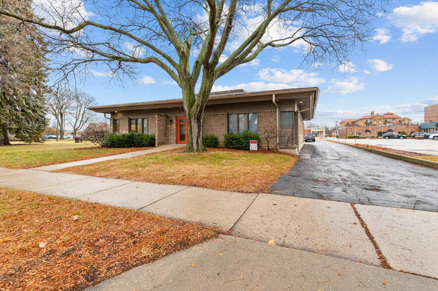 413 S Madison St, Green Bay, WI for sale - Building Photo - Image 3 of 59