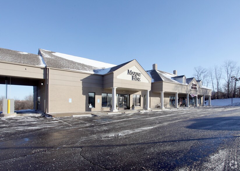 5136 E 82nd St Indianapolis In 46250 Freestanding Property For 1 950 Sf Of Retail Space Available In Indianapolis