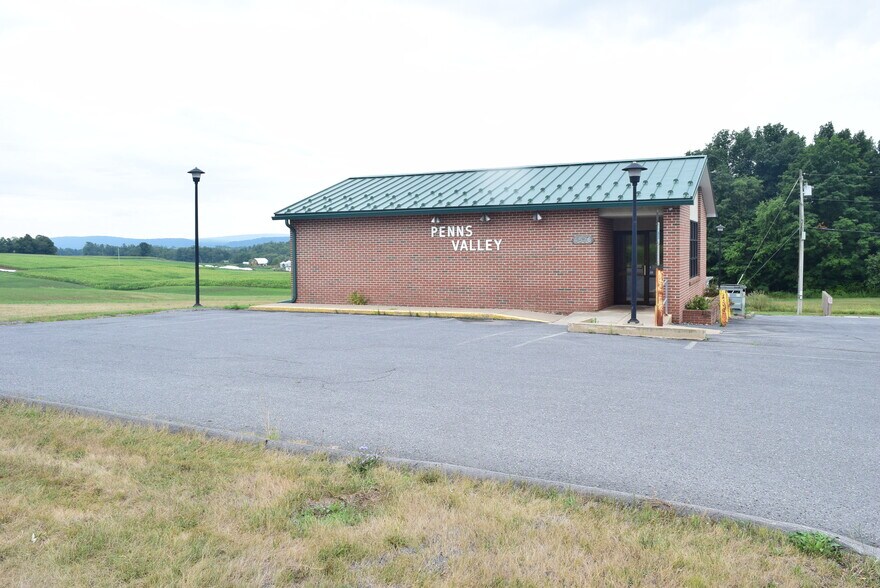 4576 Penns Valley Rd, Spring Mills, PA for sale - Building Photo - Image 2 of 26