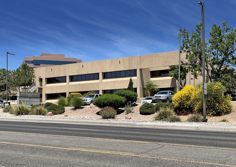 6121 Indian School Rd NE, Albuquerque, NM for lease - Building Photo - Image 1 of 13