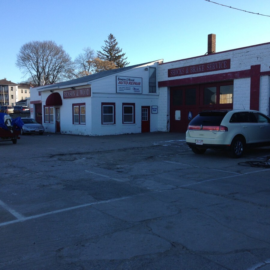 367 Park Ave, Worcester, MA 01610