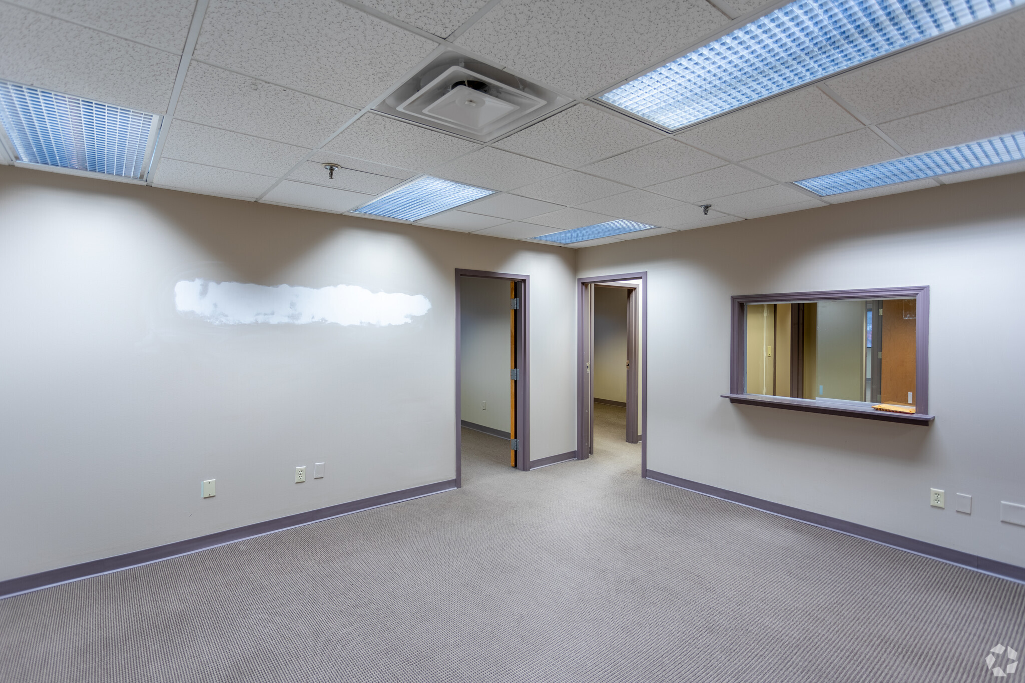 9600 Colerain Ave, Cincinnati, OH 45251 - 9600-9620 Colerain Avenue