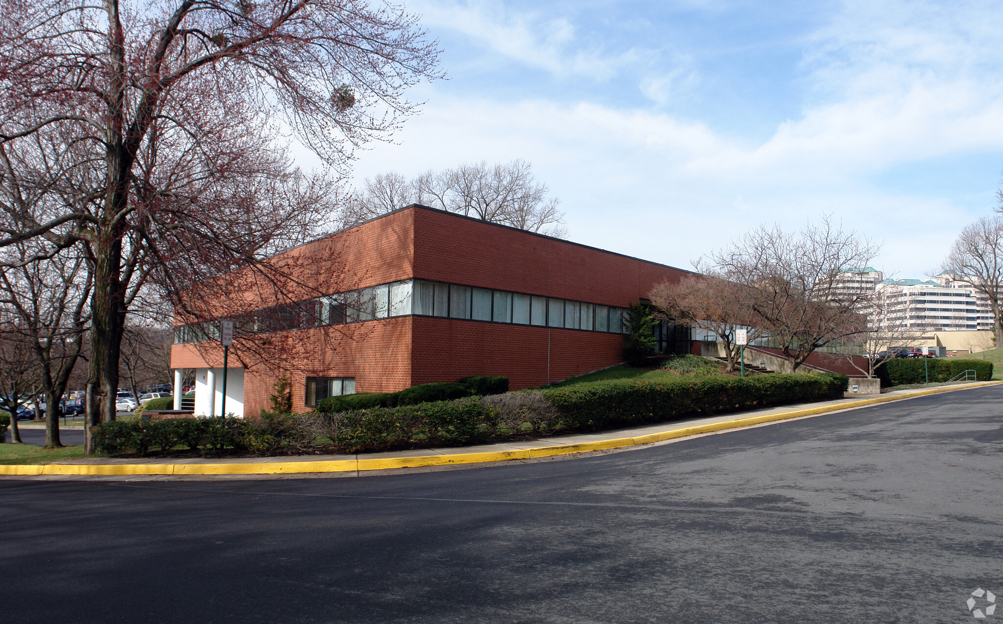 11495 Sunset Hills Rd, Reston, VA for lease Building Photo- Image 1 of 7