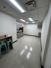 7609 Energy Pky, Curtis Bay, MD for lease Interior Photo- Image 2 of 8