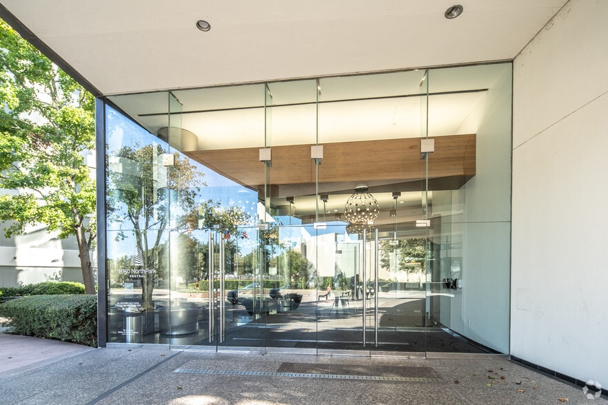 8750-n-central-expy-dallas-tx-75231-office-space-for-lease