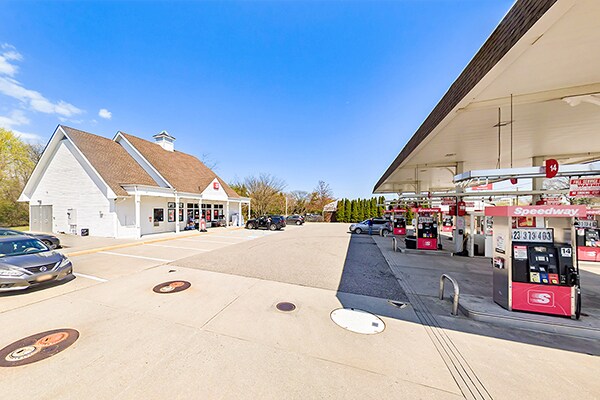 5087 Jericho Tpke, Commack, NY for sale Building Photo- Image 1 of 1