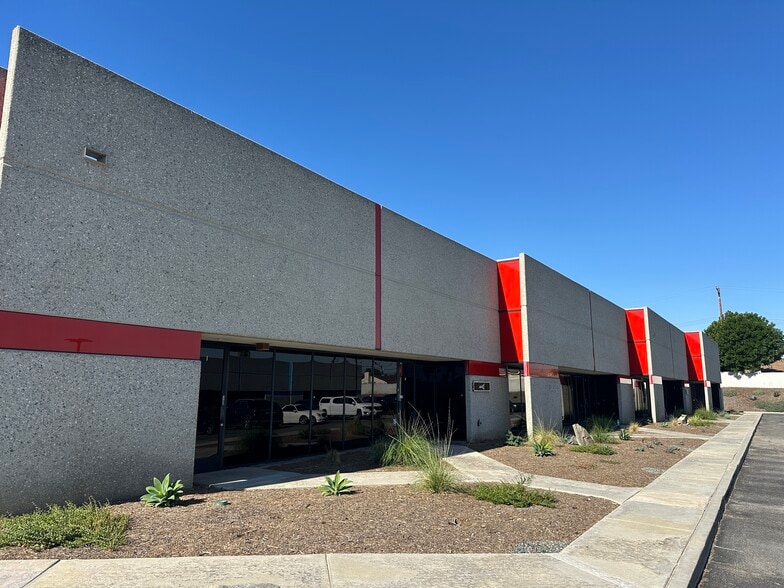 9825 Painter Ave, Santa Fe Springs, CA for lease - Building Photo - Image 3 of 21