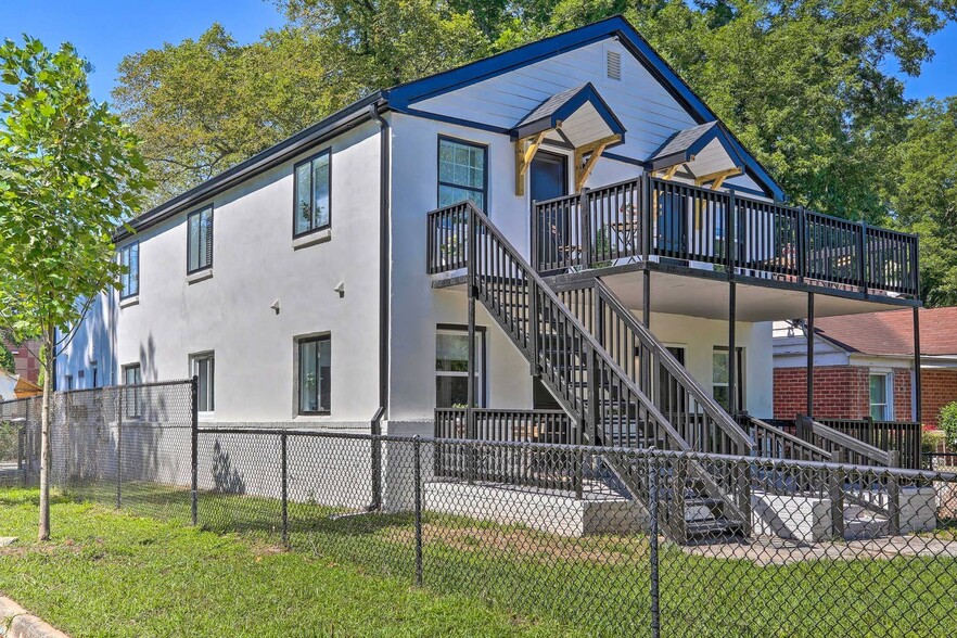 1026 Ashby Grv SW, Atlanta, GA for sale - Building Photo - Image 2 of 44