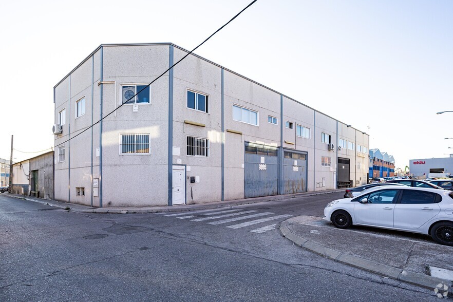 Calle Puerto De San Vicente, 1, Leganés, Madrid for sale - Primary Photo - Image 1 of 2