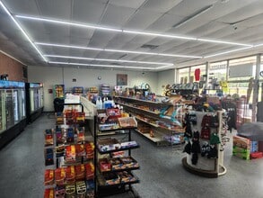 1065-1093 Columbia Dr, Decatur, GA for lease Interior Photo- Image 2 of 3