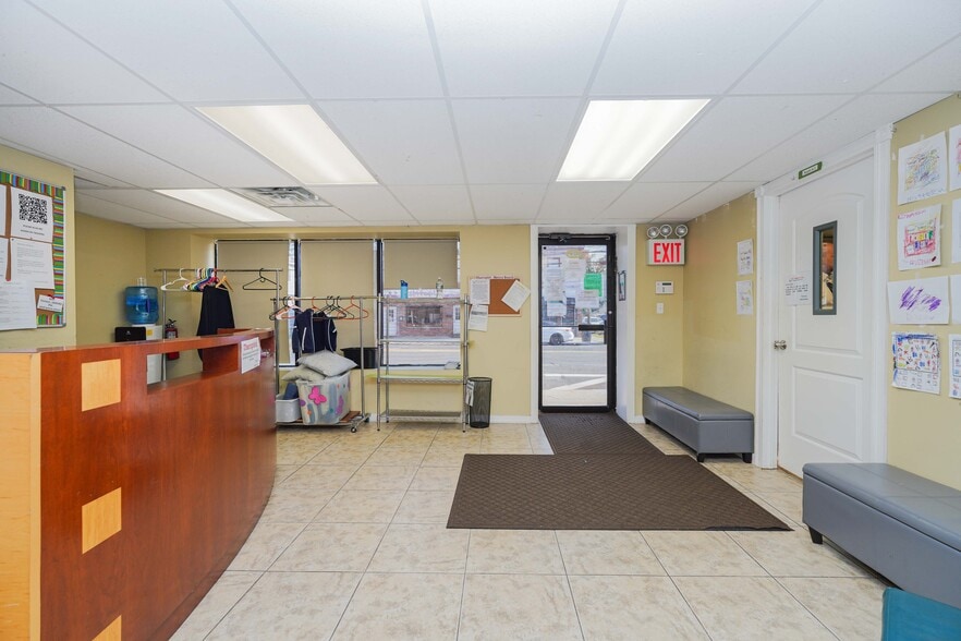 460 Midland Ave, Staten Island, NY for sale - Building Photo - Image 1 of 1