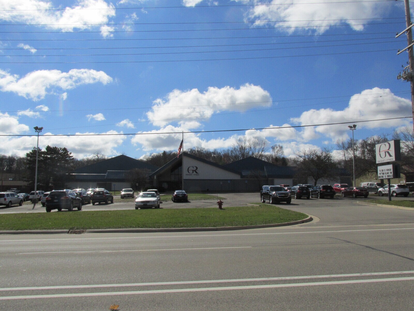 4940 Plainfield Ave NE, Grand Rapids, MI for sale Building Photo- Image 1 of 1