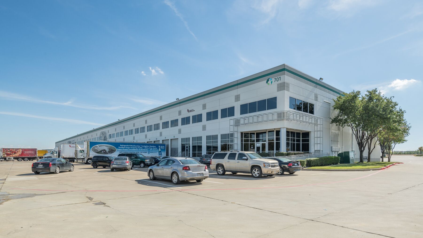 801 Hanover Dr, Grapevine, TX for lease Building Photo- Image 1 of 5