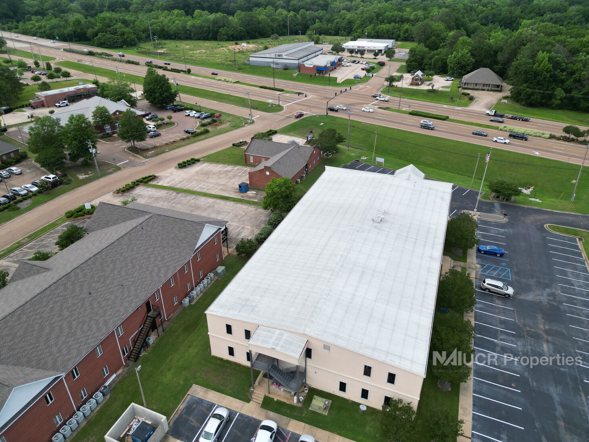 2305 Lakeland Dr, Flowood, MS 39232 Office for Sale