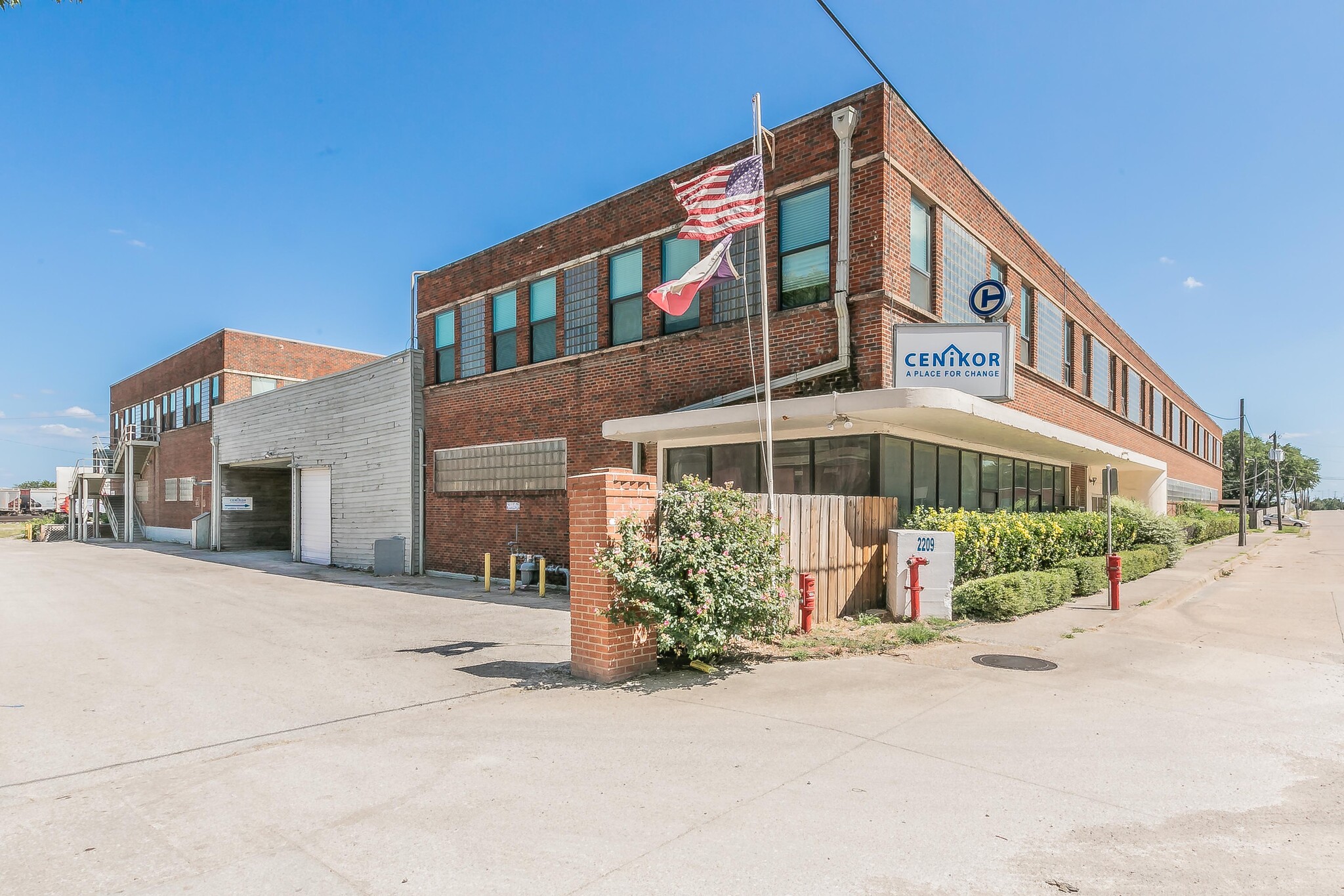 Industrial in Fort Worth, TX for sale Building Photo- Image 1 of 1