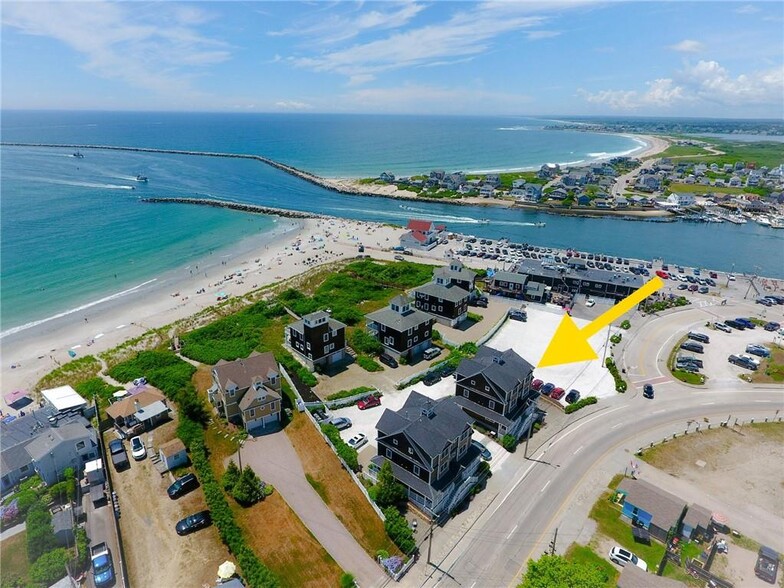 236 Sand Hill Cove Rd, Narragansett, RI for sale - Building Photo - Image 1 of 1