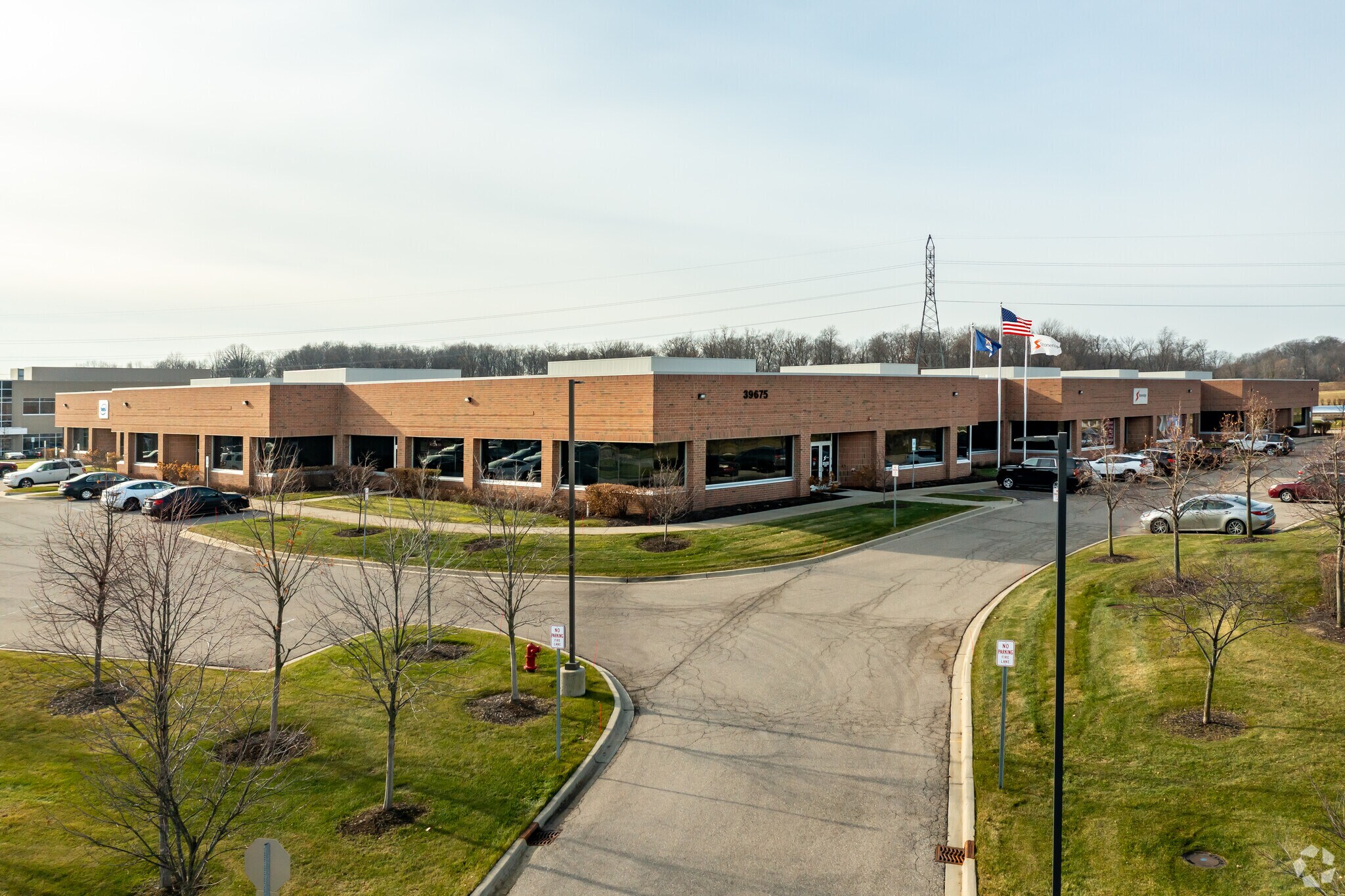 39675 MacKenzie Dr, Novi, MI for lease Primary Photo- Image 1 of 8