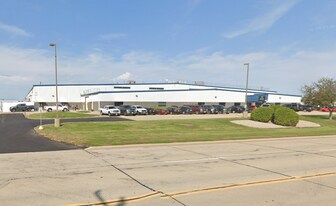 104,000 SF Industrial Building For Lease - Business Park