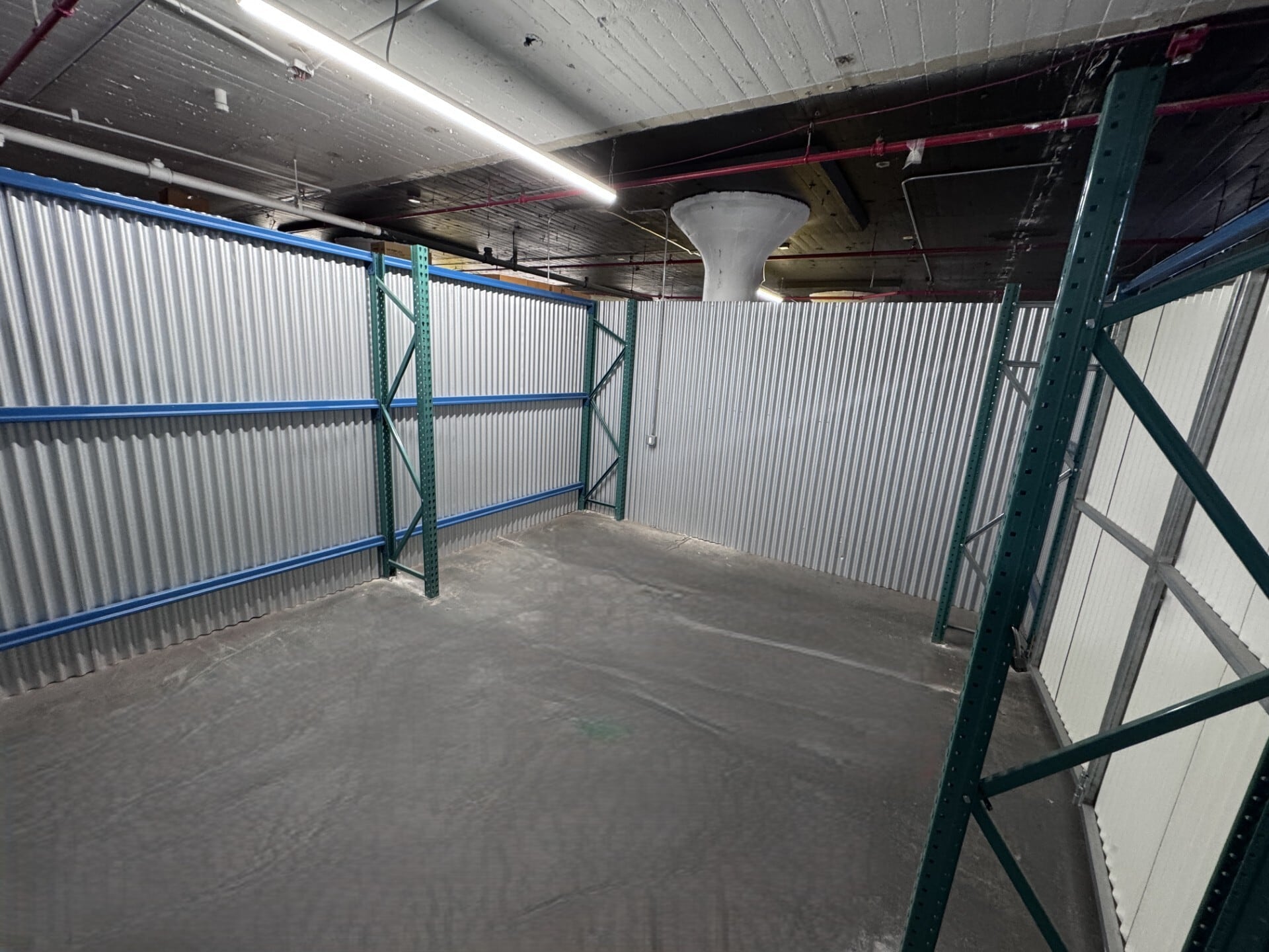 184-10-184-60 Jamaica Ave, Jamaica, NY for lease Interior Photo- Image 1 of 5