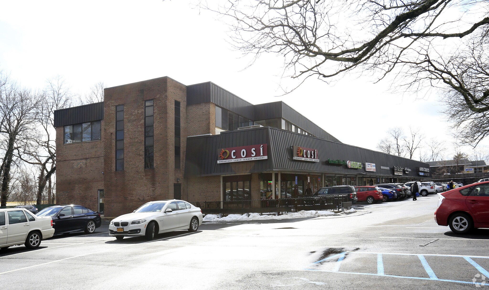 77 Quaker Ridge Rd, New Rochelle, NY 10804 North Ridge Plaza