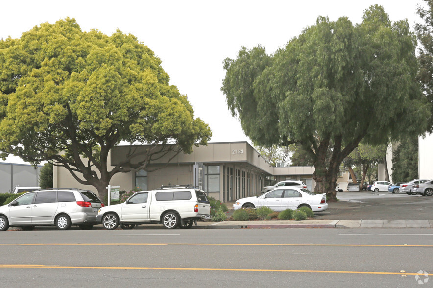 2134 Old Middlefield Way, Mountain View, CA for lease - Building Photo - Image 2 of 5