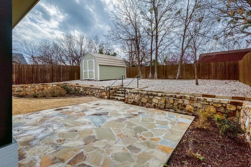 210 E Church St, Weatherford, TX for sale - Building Photo - Image 2 of 42